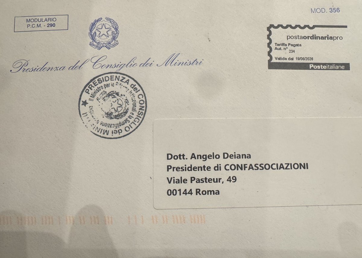 AngeloDeianaTW's tweet photo. E' #sempre una #felicità ricevere la  #lettera di un #ministro della #Nostra #Repubblica che ha letto il mio #libro  "Il Grande Gioco - Parte Seconda: la Svolta"

#Confassociazioni #laretedellereti #IlGrandeGioco #lasvolta #AI #IA #potere #imperialismo #network #state #BigTech https://t.co/YT8WDWUTqN