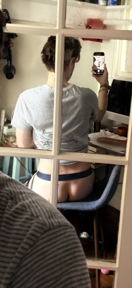 ThompsonGPxXx's tweet photo. I need a better mirror to take hole pics 😩 https://t.co/hYXjxfz4gZ