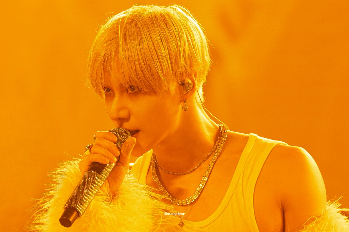 staymydear_tm's tweet photo. 260920 태민 LiMiNaL in Seoul - DAY3
#태민 #TAEMIN #TAEMIN_LiMiNaL
#TAEMINWORLDTOUR https://t.co/VLRpI4v5Xp