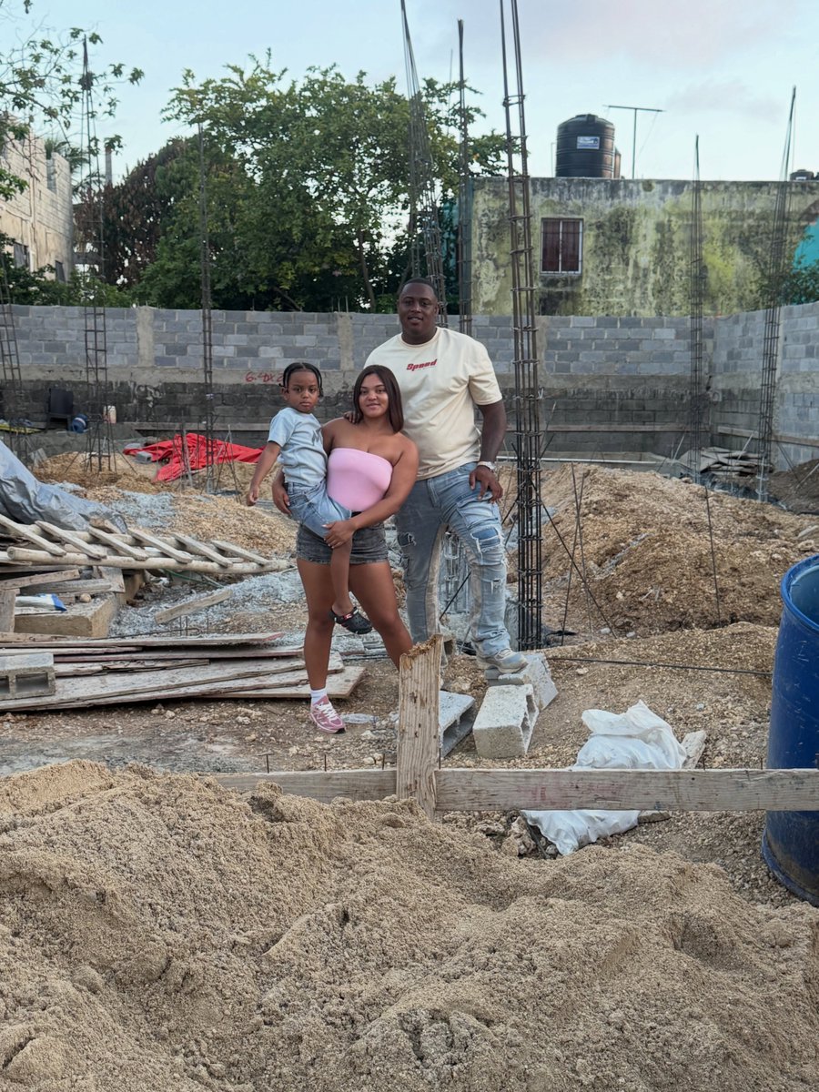 isdoreTech's tweet photo. From laying the foundation to moving into their new mansion. 🏠 

Behind every successful man they say ❤️ https://t.co/Bb23eorgFZ