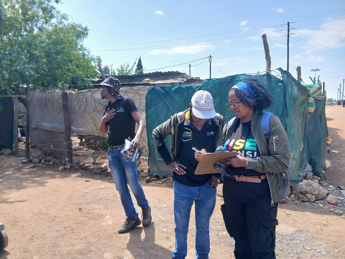 Rise_Mzansi's tweet photo. Mogale City and Mamelodi are on the move! 🙌🏾 From postering to door-to-door, RISE Mzansi is reminding communities to vote RISE Mzansi, with just 37 days to go until the elections.
#VoteRISEMzansi #RISEMzansi #WeNeedNewLeaders #LGE2026 #37DaysToGo #CommunityFirst #OnTheGround #MogaleCity #Mamelodi