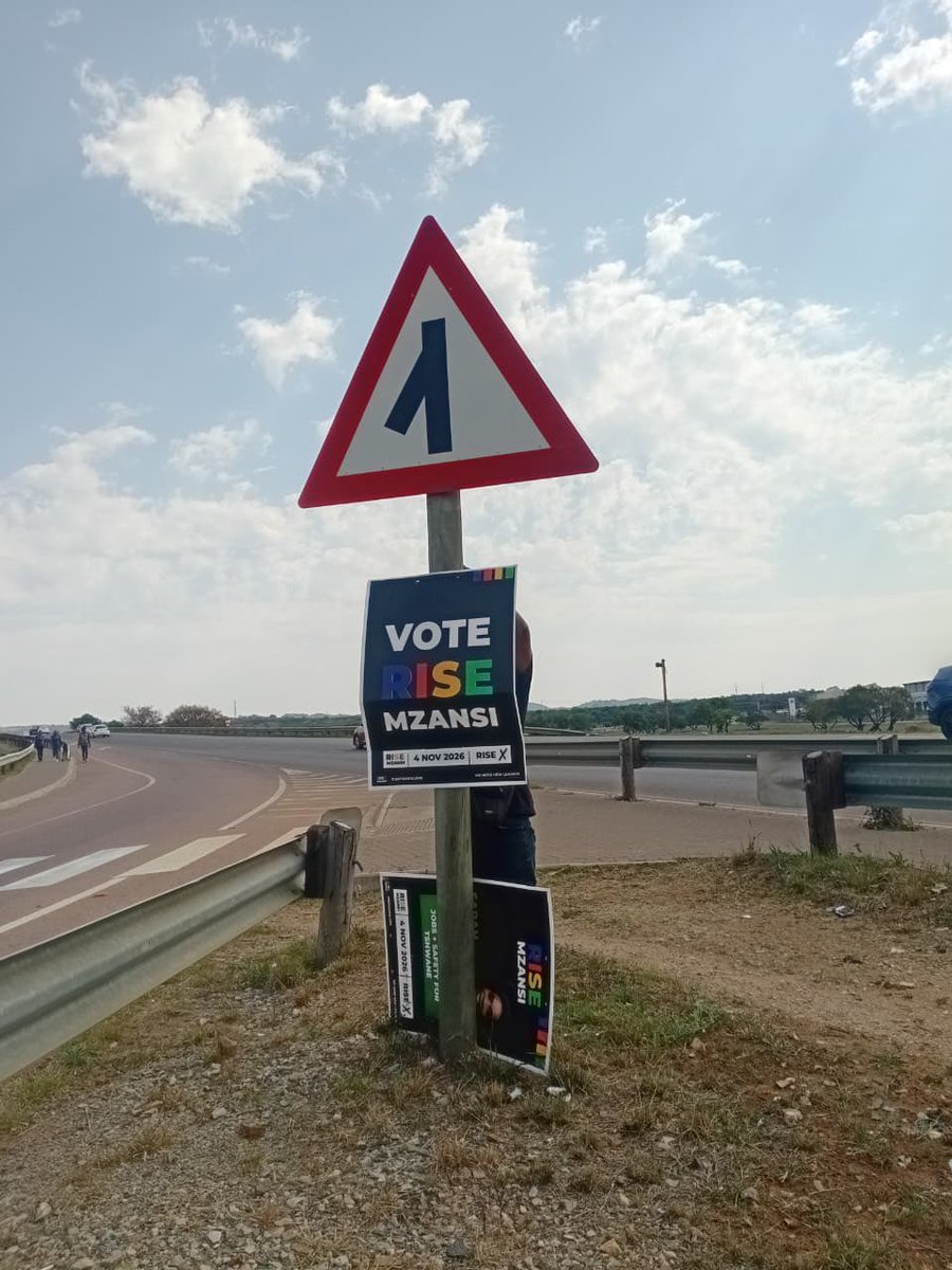 Rise_Mzansi's tweet photo. Mogale City and Mamelodi are on the move! 🙌🏾 From postering to door-to-door, RISE Mzansi is reminding communities to vote RISE Mzansi, with just 37 days to go until the elections.
#VoteRISEMzansi #RISEMzansi #WeNeedNewLeaders #LGE2026 #37DaysToGo #CommunityFirst #OnTheGround #MogaleCity #Mamelodi