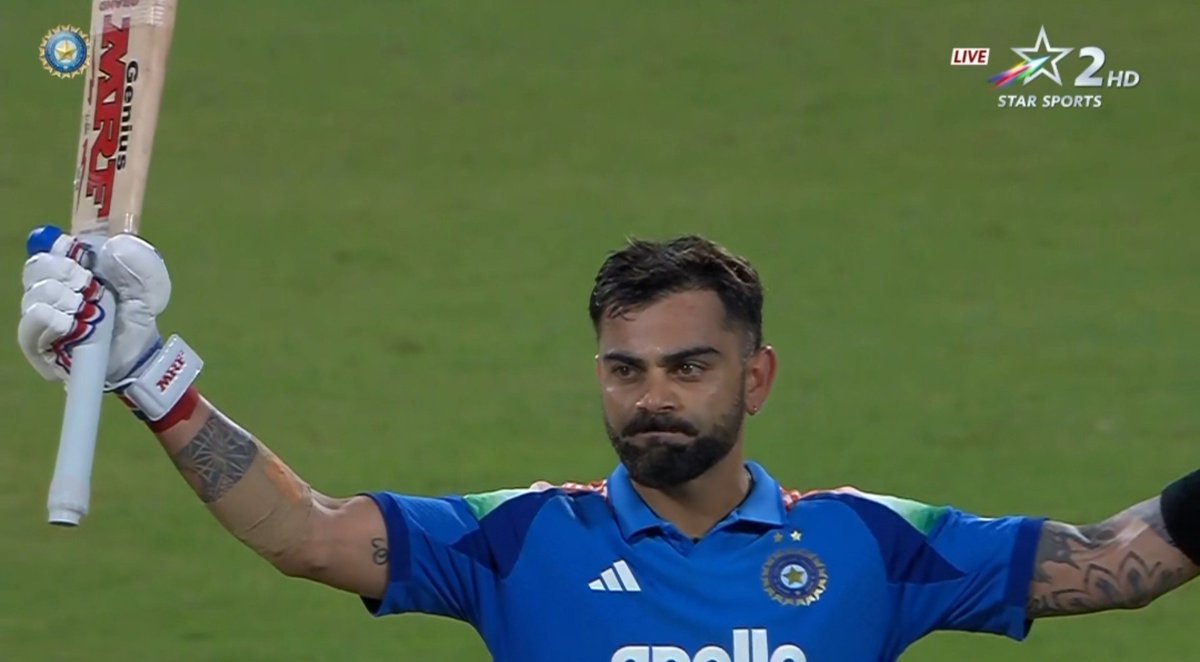 KKRWeRule's tweet photo. 4 Century in Last 10 ODI innings for Virat Kohli 🏏🙌🏻

His fans need 14 more century in next 30 games!! https://t.co/c26oaC6T1l