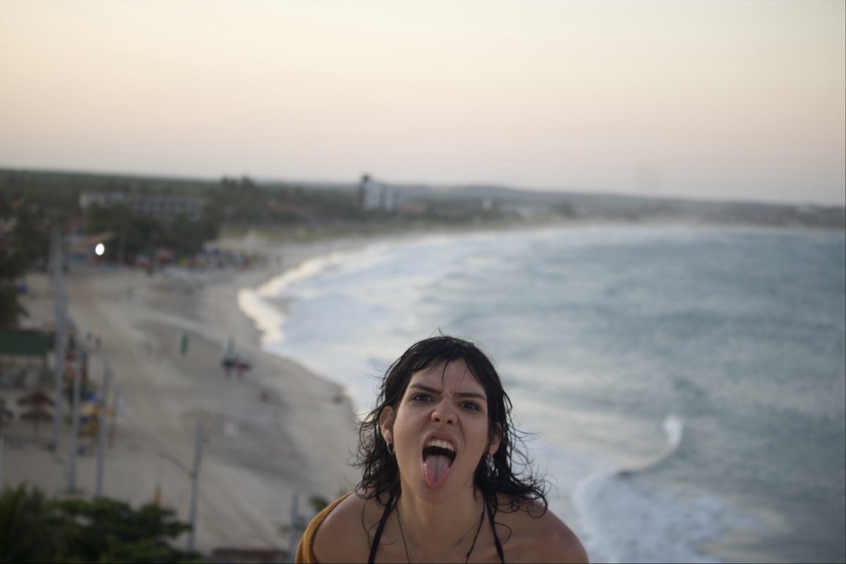 mutanth8tz's tweet photo. Que saudade de ir pra praiaaaaaaaaaaaa tô quase a um ano sem ir 😭 https://t.co/JKWPsnOHJj
