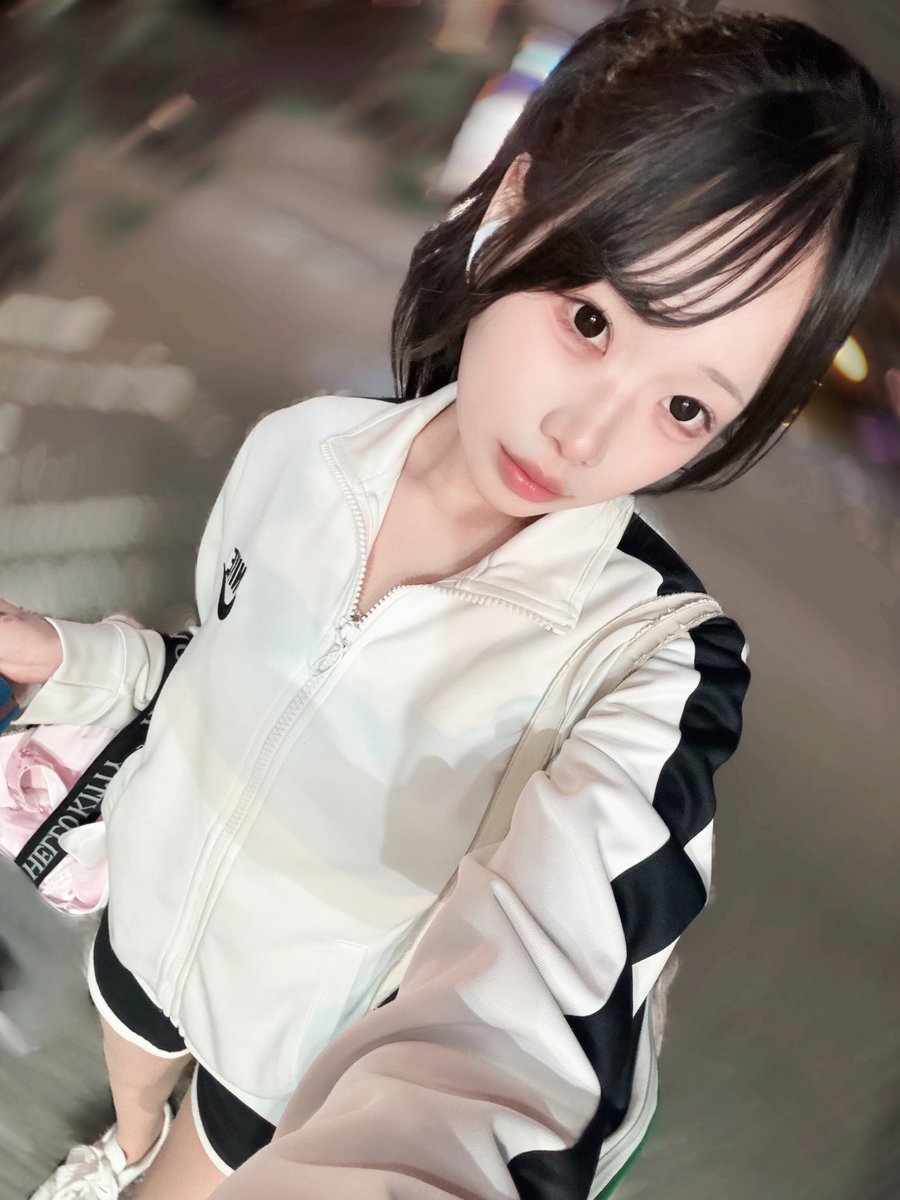 ANiMA_S4rA's tweet photo. 보고 싶은데에(⸝⸝⸝╸▵╺⸝⸝⸝)♡ https://t.co/q7CirR381L