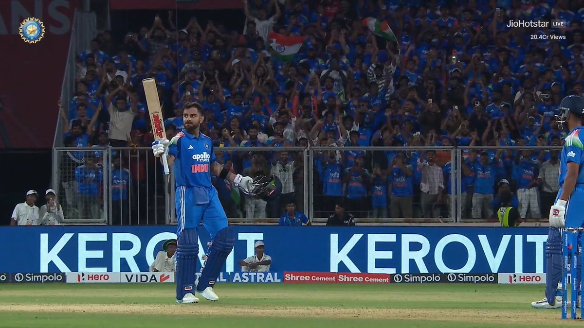 The_Hitwicket's tweet photo. Kohli has the most centuries in ODIs since 2025. He has 5 Centuries in 20 inns followed by Root (4) and Gill (4) with almost similar number of inns. 

Guy is still a beast lol.🔥🔥

#ViratKohli #ShubmannGill https://t.co/pU0BkdVypi