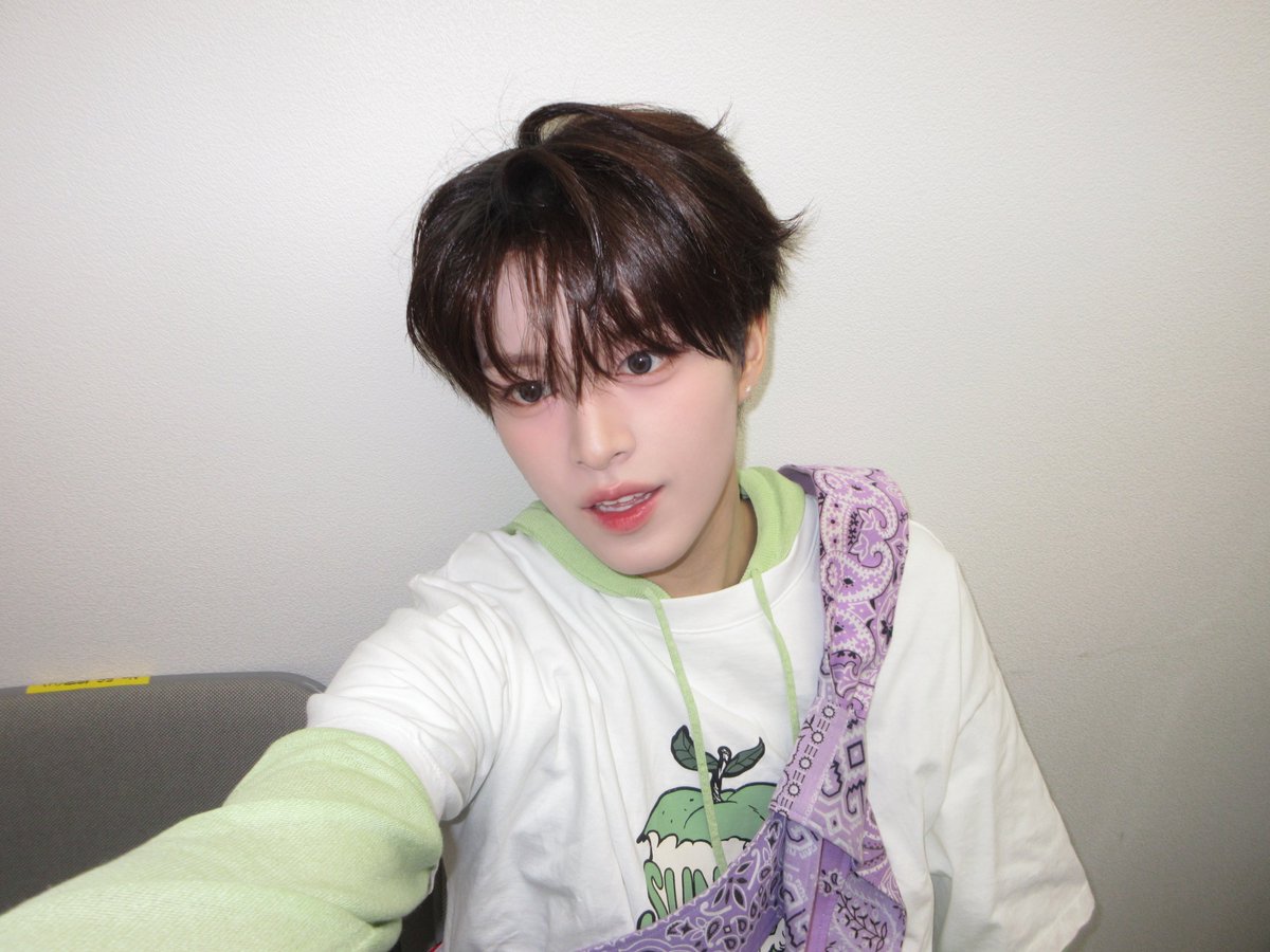 VAYONN_inkode's tweet photo. [#TERU]

행복복복🐢💞

#TERU #테루
#VAYONN #베이온 https://t.co/BLCabntA48