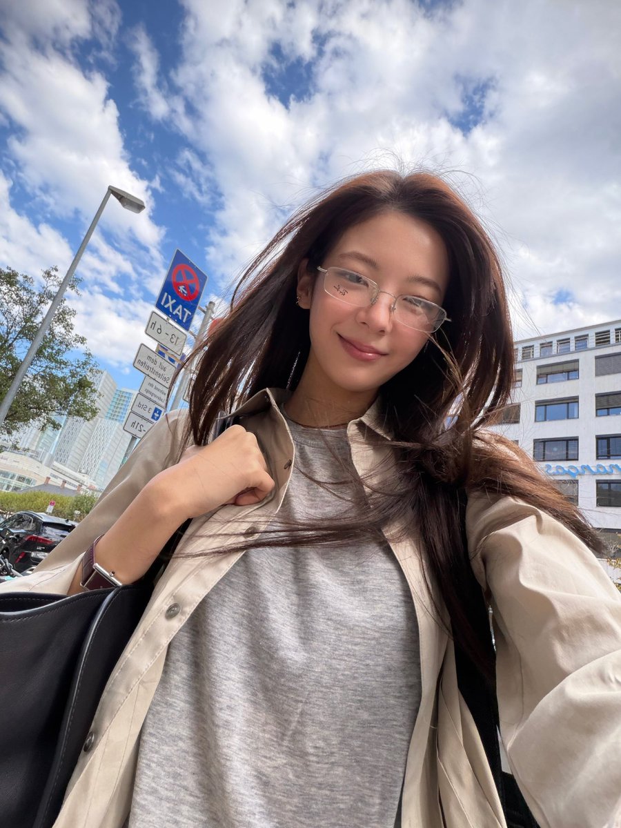 itzyfocusot5's tweet photo. #LIA (lia_loves__) Instagram Post Update (5/5)

“☁️☁️☁️”

“🍊🧡” https://t.co/YJbFYCJcDw