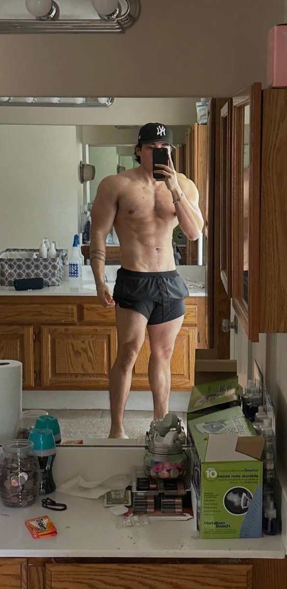rafaelsilvasS's tweet photo. Yes I like men I'm sorry https://t.co/OBhVxhoAcV