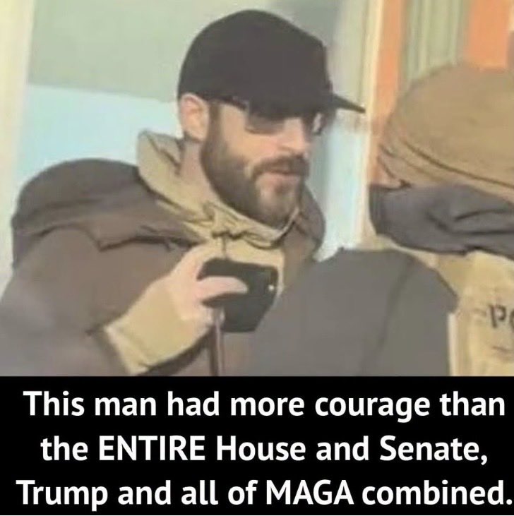 Suzierizzo1's tweet photo. Who agrees that Alex Pretti had more courage than the entire House and Senate? https://t.co/ux02ca5cKQ