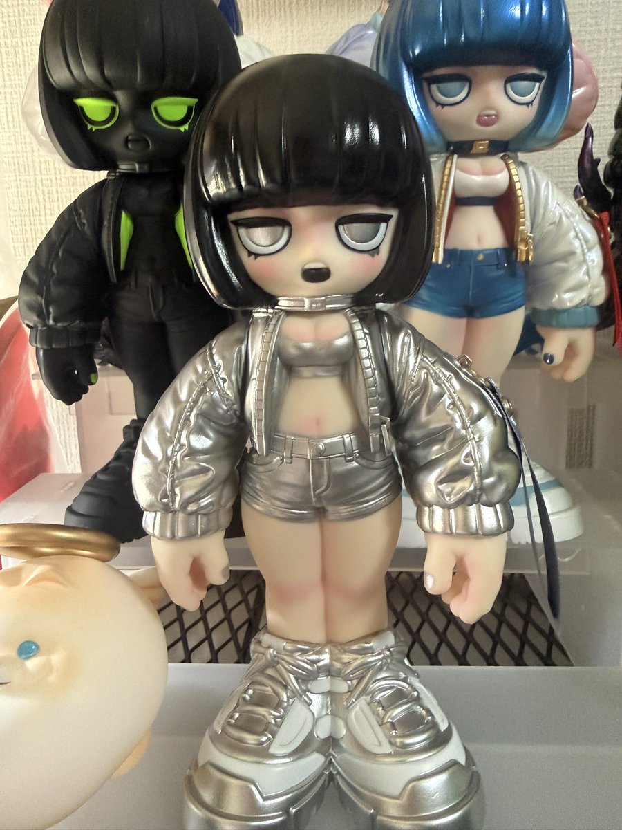 sofubeemoid's tweet photo. MOVE METAL
届きました🎁✨️

𝟭𝘀𝘁 のMOVE と比べると肌のピンクが濃くなっててかわいい🥰 https://t.co/qByLIRwesN