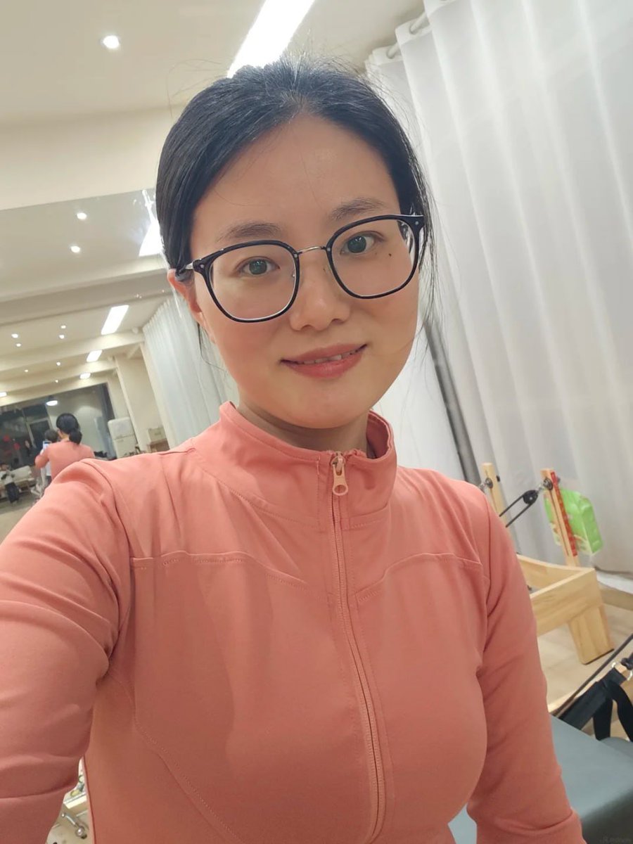 StevenLeecnvx's tweet photo. 玩X是释放压抑生活的一种方式，互相解决、不影响家庭，我觉得没什么不好，有人和我一样吗？？ https://t.co/TBps129nAs