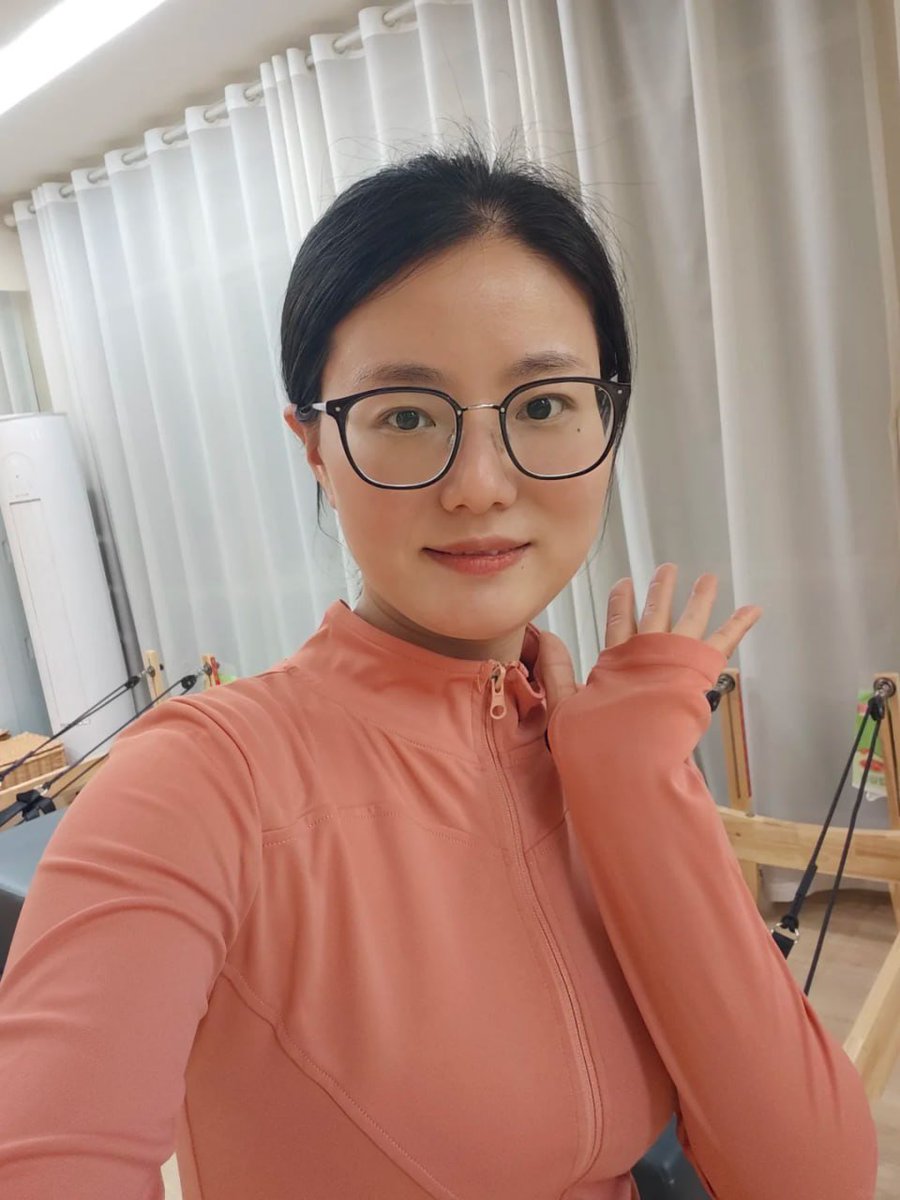 StevenLeecnvx's tweet photo. 玩X是释放压抑生活的一种方式，互相解决、不影响家庭，我觉得没什么不好，有人和我一样吗？？ https://t.co/TBps129nAs
