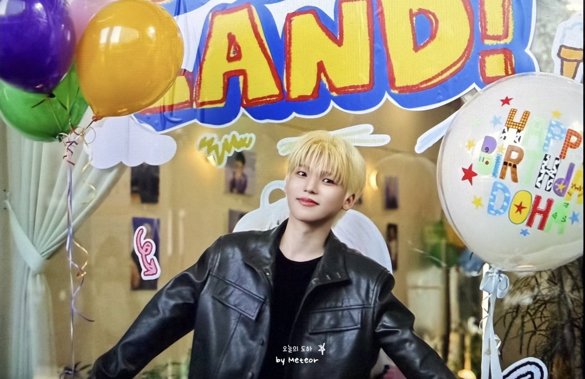 meteor_ynd's tweet photo. 오늘의 도하 🎈 in DOHA LAND
#엔싸인 #nSSign #윤도하 #ユンドハ #ドハ #DOHA https://t.co/wLEVcbslkI