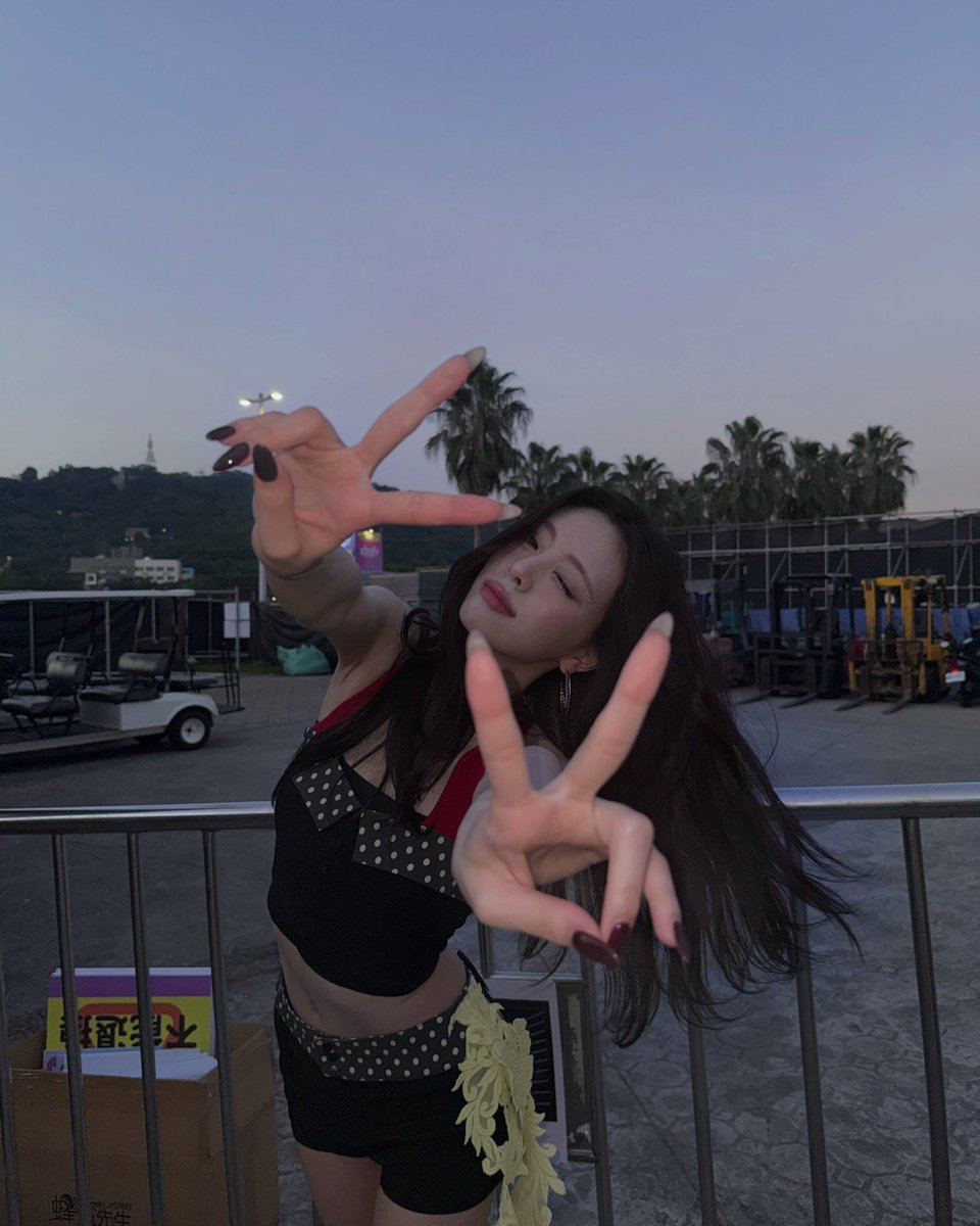 itzyfocusot5's tweet photo. #YUNA (igotyuandme) Instagram Post Update (2/3) https://t.co/zAZMLxMbMp