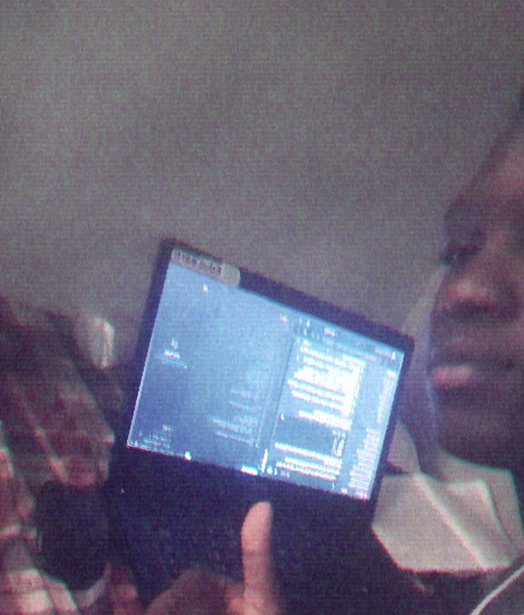 Jonathans_tech's tweet photo. I’m 19
and just starting my journey into full-stack development in 2026.

Am I cooked? 😭

Looking to connect with more builders and founders.

If you’re starting too, join Cracked Devs {2026}  a community to grow, build and stay accountable.

https://t.co/8Ew1mUXc4b https://t.co/1DN3xclnBW