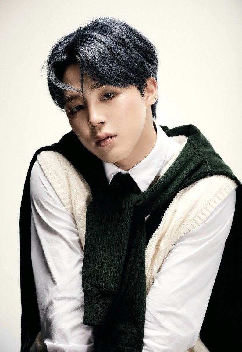 jiminourdiva's tweet photo. You can never take the babygirl out of him https://t.co/dgpL9fwrfy