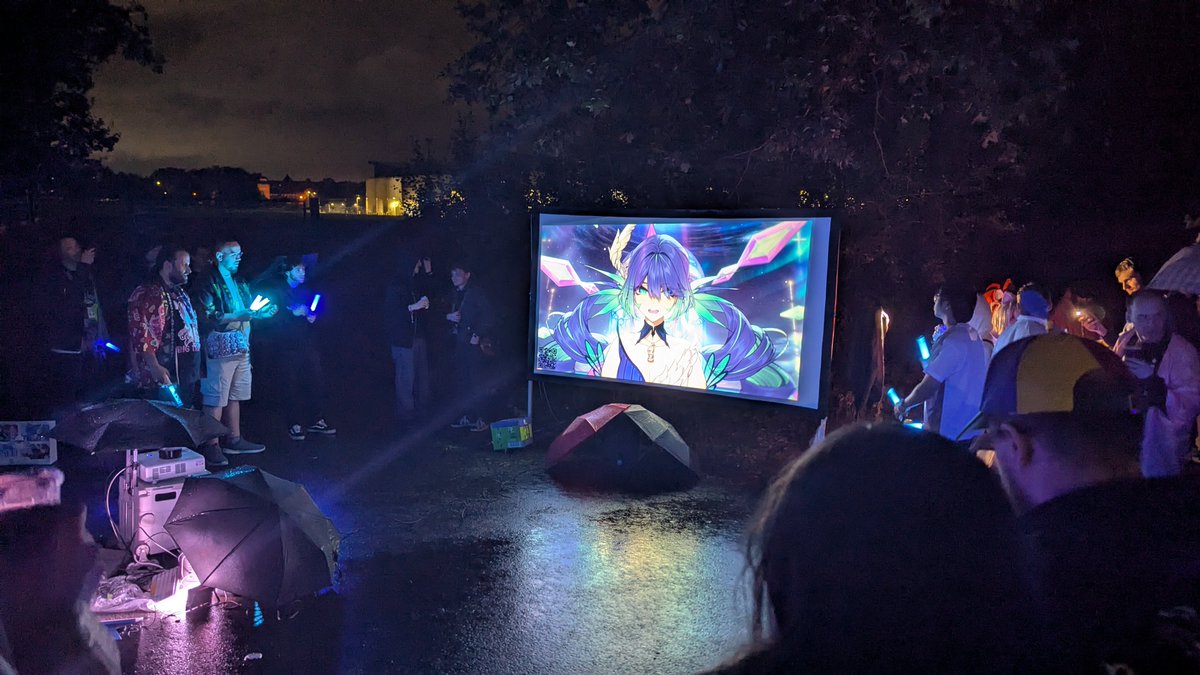 AdamSwatter008's tweet photo. After party with Hukec was a lot of fun, despite the rain we were able to go all out. Ekko, Eruu, Penny, Sedric and Kafka were so good! Got a cheki from Penny too, lost the rock, paper, scissors battle for the beans but I gave it my all! #HUKEC https://t.co/yWJf0LLC43