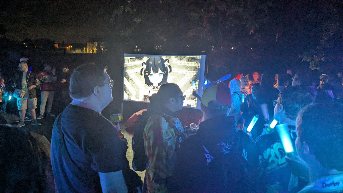 AdamSwatter008's tweet photo. After party with Hukec was a lot of fun, despite the rain we were able to go all out. Ekko, Eruu, Penny, Sedric and Kafka were so good! Got a cheki from Penny too, lost the rock, paper, scissors battle for the beans but I gave it my all! #HUKEC https://t.co/yWJf0LLC43