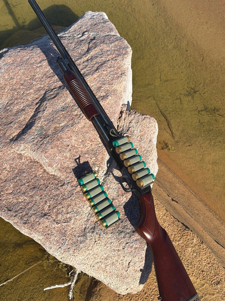 MossbergCorp's tweet photo. Old school never goes out of style. https://t.co/PpQoXaM8xl