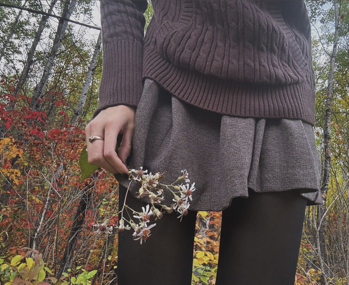 skinnysze's tweet photo. fall my fav🍁 https://t.co/tKXf3rhHOy