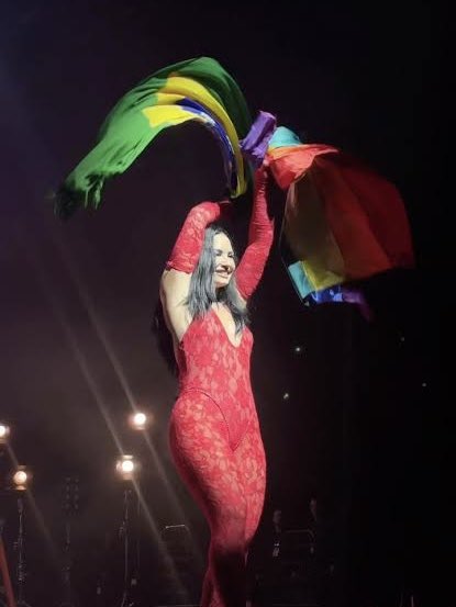 acervodemilov's tweet photo. ⭐️ FANDOMS COM LULA

Nossa comunidade celebra uma artista que sempre defendeu a inclusão, a liberdade e o respeito. É com esse mesmo compromisso com o futuro do nosso país que o Acervo Demi Lovato soma sua voz à de milhares de fãs em defesa da democracia e em apoio ao presidente Lula.

LOVATICS NÃO VOTAM EM FASCISTAS. Vote 13!