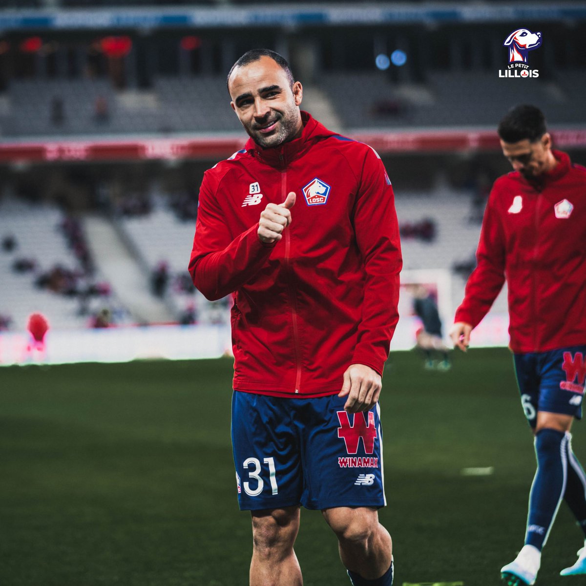 LePetitLillois's tweet photo. 🇧🇷🎙️ Les mots d’Ismaily sur le site officiel du club.

« Ce fut un privilège pour moi, en tant que joueur et en tant que personne, de pouvoir vivre trois ans de ma carrière dans ce club »

« Les Lillois m’ont très bien accueilli. Je ne pensais pas m’adapter aussi facilement à Lille, au club. Donc le seul mot que j’ai, c’est merci pour tout. Je serai toujours honoré d’avoir fait partie de ce club. Il restera pour toujours dans mon cœur. »

« Cela fait déjà 14 mois que je suis partie, et ma vie est complètement différente, totalement opposée de ce qu’elle était avec le football. Je vis dans une toute petite région du Brésil, avec de très petites villes et de nombreuses fermes. Je me suis donc davantage consacré à la vie à la ferme. Je travaille avec les animaux. »

« J’avoue que les terrains et cette ambiance me manquent un peu. Revenir ici, voir tout cela, c’est vraiment très émouvant »
