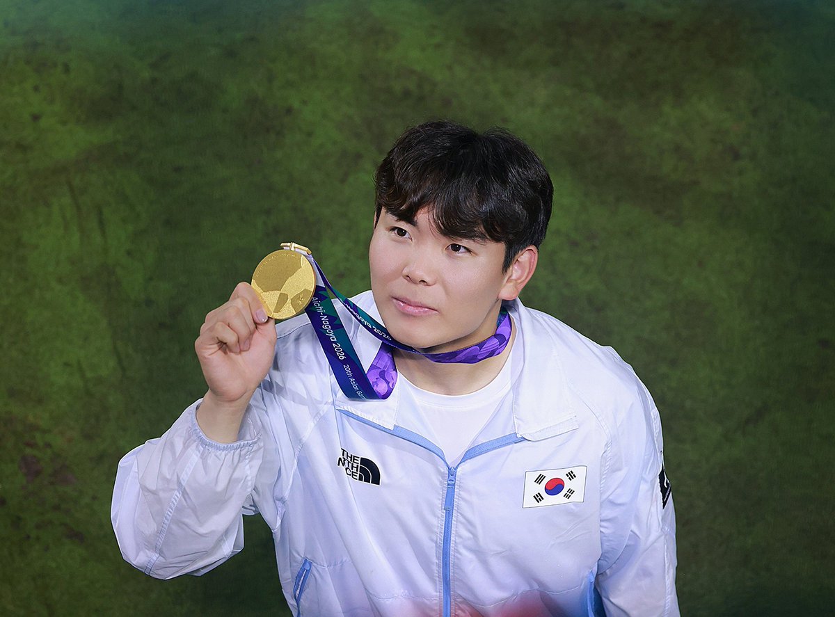 KIA_Do00's tweet photo. 지명 안되면 야구 그만두려 했던 10라운드 지명 영탁이가 이제는 대한민국 야구 금메달리스트가 된게 너무 자랑스럽고 기특하고 ㅠㅠㅠㅠ https://t.co/k8ahrN8kJi