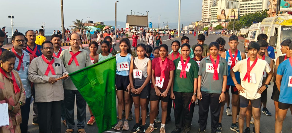 APSACS2020's tweet photo. 🏃‍♂️🏃‍♀️ District Level Red Run 2026 Successfully Conducted in Visakhapatnam

#IndiaFightsHIVandSTI #APSACS #DistrictLevelRedRun #RedRun2026 #Visakhapatnam #HIVAwareness #HIVPrevention #YouthAwareness #KnowYourStatus #EndHIVStigma #HealthyYouth #RedRun #IECActivities https://t.co/B3S3ZCqa2z