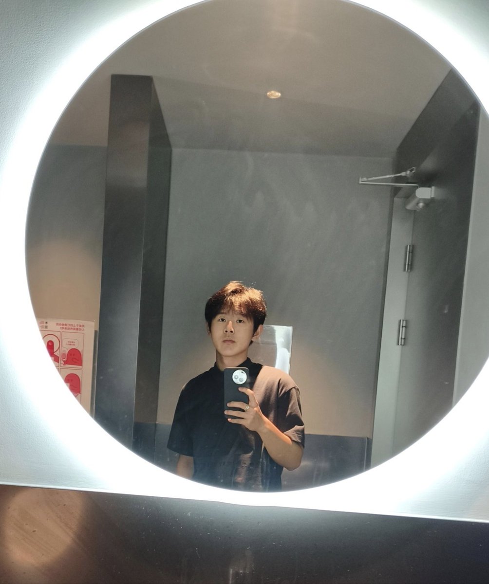 liuzijinbbbbbaa's tweet photo. 18男高找主人调教#m https://t.co/ILec41WHow