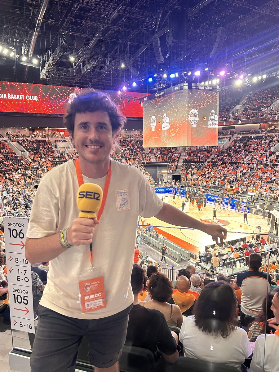 javi_teruel's tweet photo. 🏀 @valenciabasket se estrena esta temporada en la @ACBCOM defendiendo título. Lo contamos @carrusel y lo lees en el @diarioas https://t.co/cw31X7zt7S