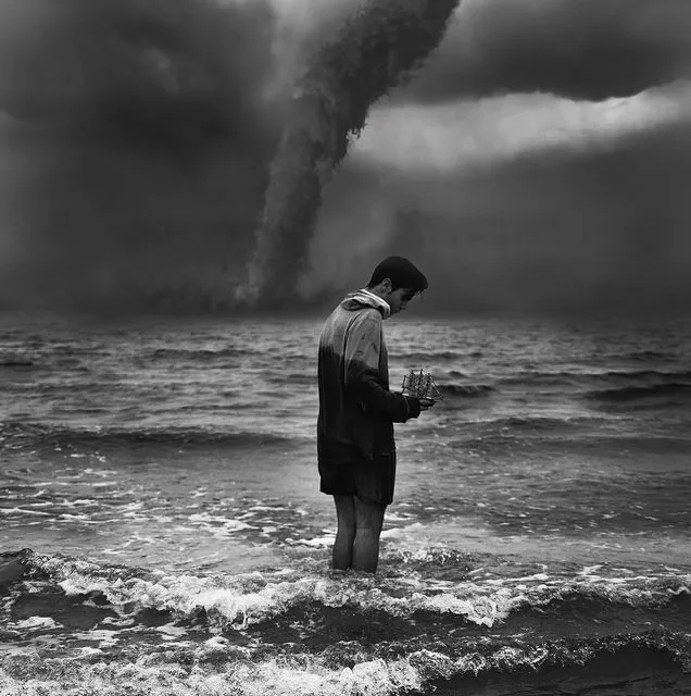 SalzAlan's tweet photo. An art photo of me put together by Dennis to capture the moment exaggerated!
#TheStorm https://t.co/zohjmgZ00p