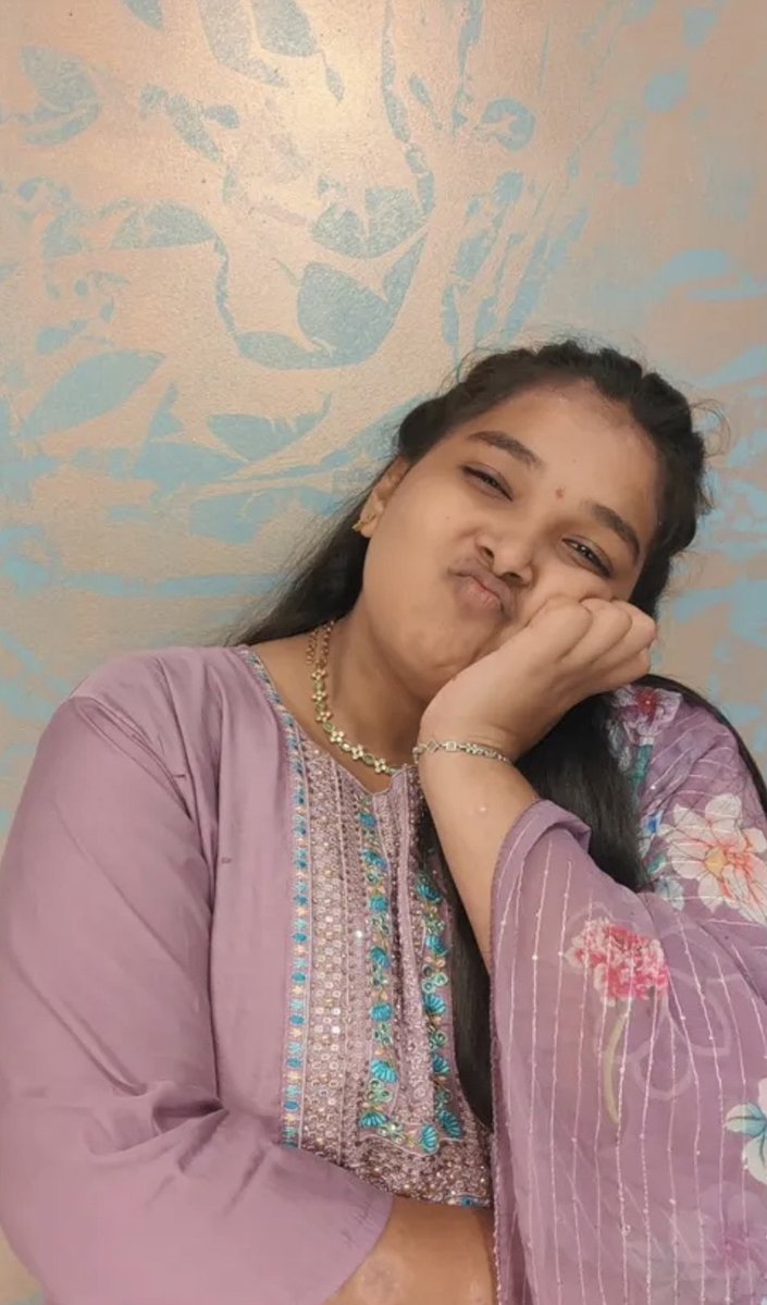 kurrodu68876's tweet photo. Dhini Peru Satya mana follower friend anta lanja entha sexy ga undho ila chubby chubby ga unde lanjalani dengali ante mamulu istam kadhu naku chusthunte lanja ni akkade padesi lips koriki sallu koriki gudha puku thedalekunda dengi lanja notlo motham karcheyali anipisthundhi uff https://t.co/SBbxuGibyB