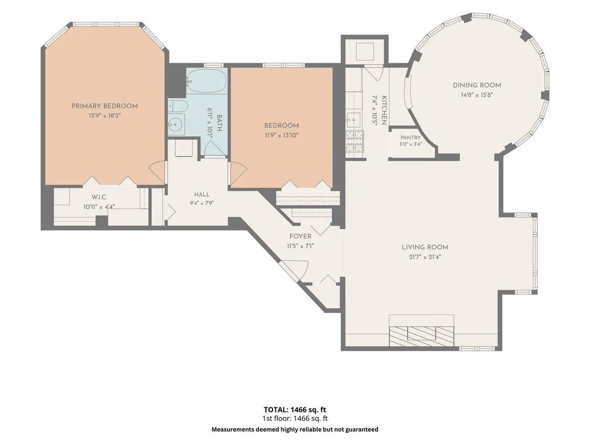 Eric_Erins's tweet photo. One of the units with a Solarium at 'Manor House' on Bryn Mawr is on the market. Love this building, it was originally built as a 6-flat, the apartments have all been subdivided up. This one has the original living room and solarium (used as a dining room). 2 bed/2 bath $525K https://t.co/QfjPAtSm4t