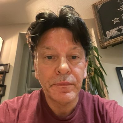 Crypto___Trades's tweet photo. #NewProfilePic https://t.co/t89T2lqpYW