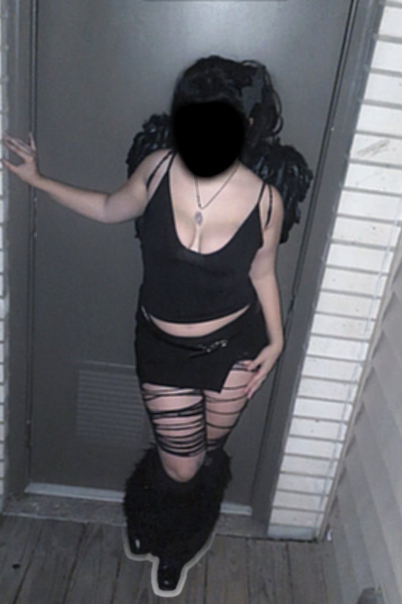 Rubyredsocute's tweet photo. i swear im an angel #angel #alt https://t.co/aTunwrMFwV