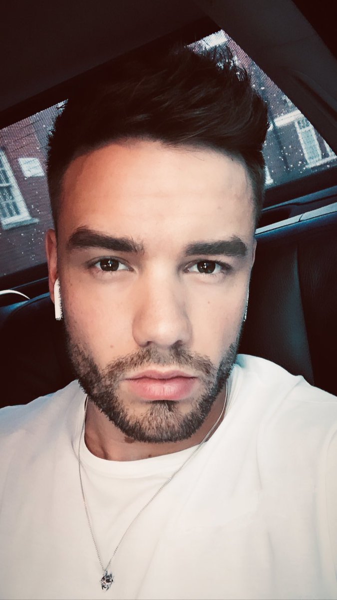 archivsliam tweet picture