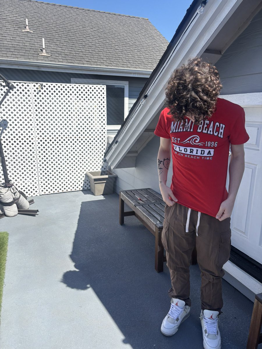 josephsprime's tweet photo. should i grow it back chat? #az #phx https://t.co/oZFcq3trqR