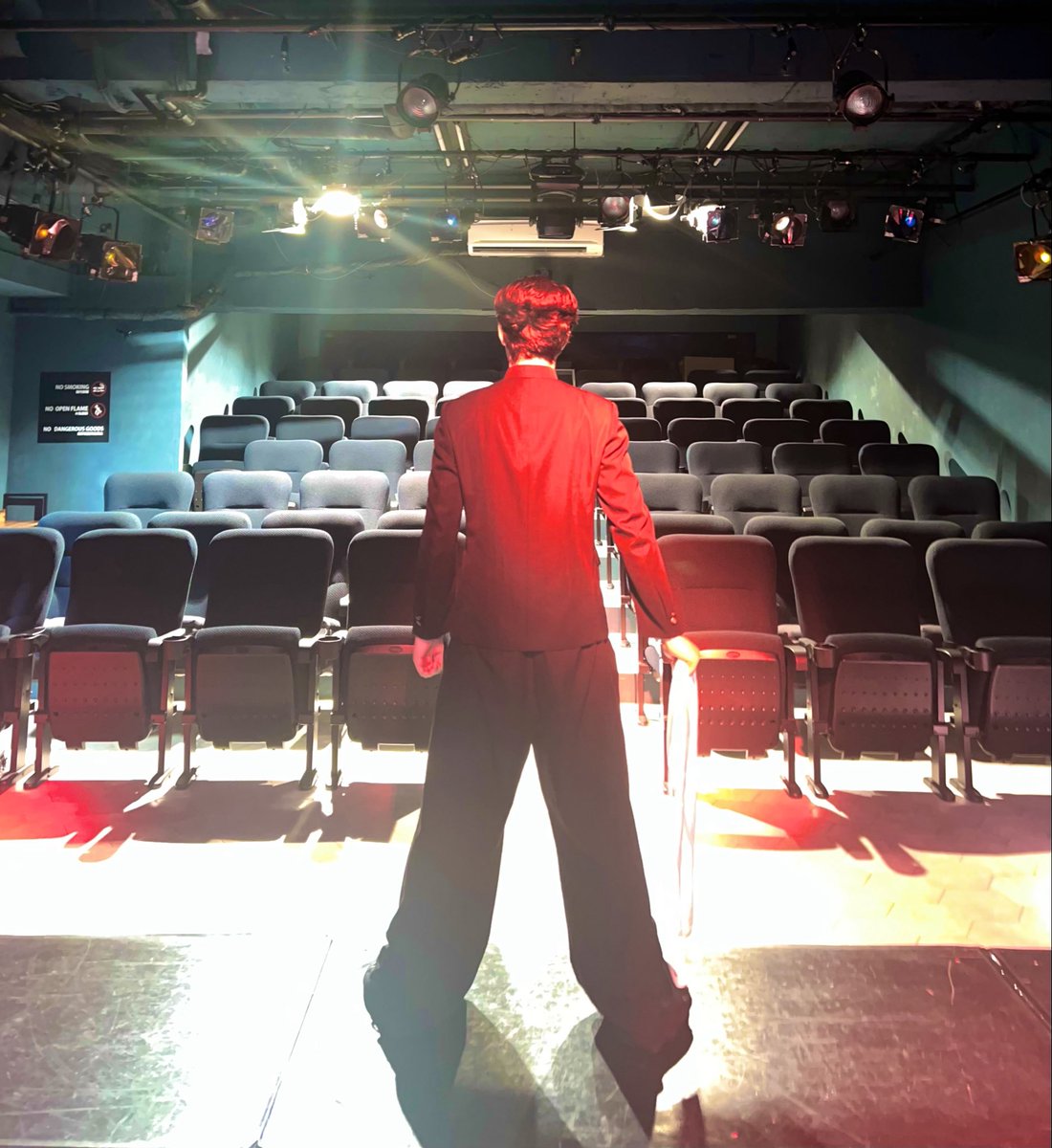 nodi_0728's tweet photo. フライドBALL企画 vol.75
舞台『押忍！更級高校応援団』
終演いたしました！！！

初主演舞台。
最高の景色を見させていただきました。
本当ありがとうございます。
座組の皆様からお花いただきました😭
一生の記憶をいただきました。
改めて投稿させていただきます。
#更級高校応援団2026 https://t.co/JiKYTvz5Wj