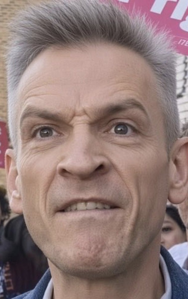 Tracy20178's tweet photo. The face of the violent Left https://t.co/MD6D2qo2CI