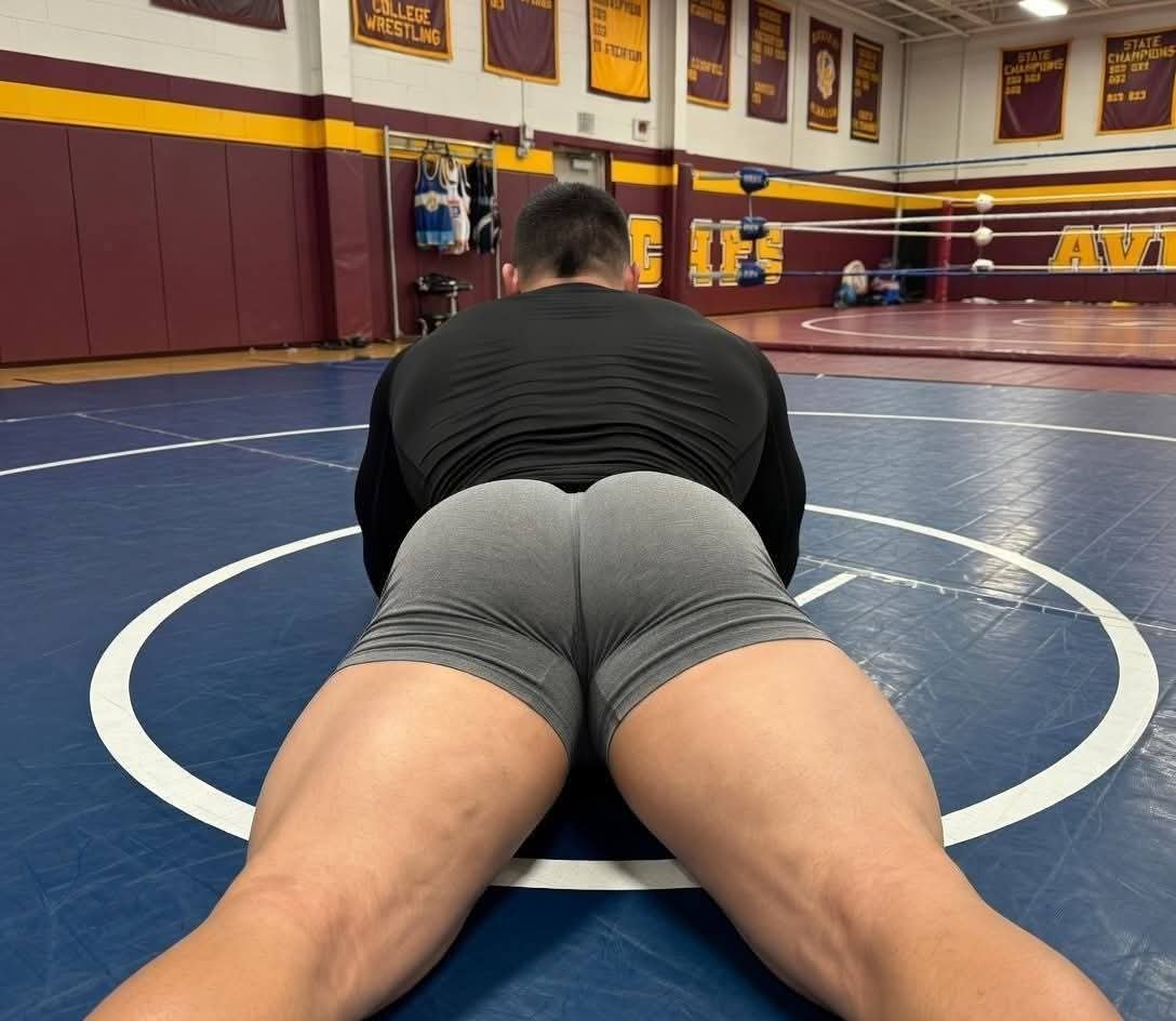 sunshinemikey35's tweet photo. 🍑 https://t.co/WTOj5F2fkv