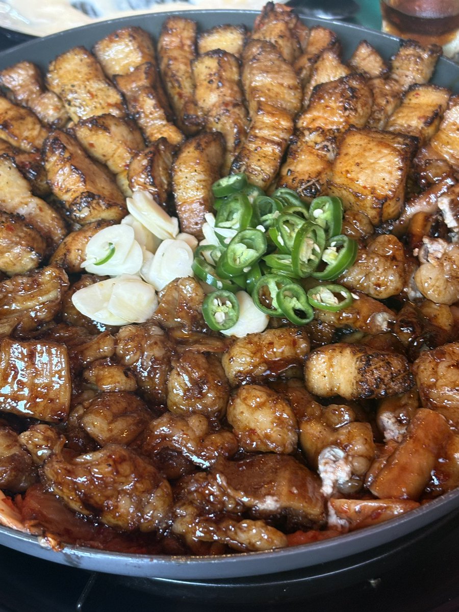 mango_s_7's tweet photo. 오늘 먹은 돼지김치곱창막창구이 + 치즈계란말이
진짜 존맛탱였다! https://t.co/Icr4I5RQO7