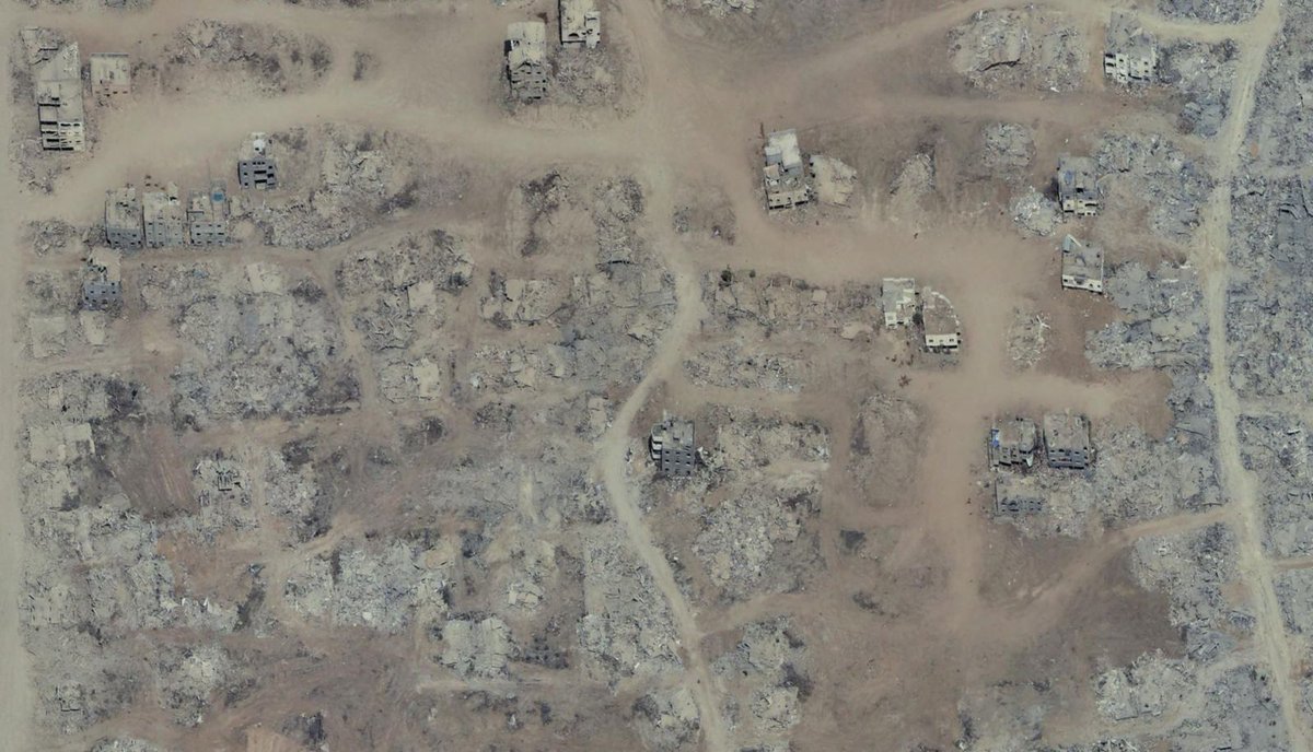 MarioNawfal's tweet photo. 🚨🇵🇸🇮🇱 I'M GOING TO BE SICK

Google updated its Gaza maps with extensive high-res satellite imagery... it's hard to even stomach it.

Apocalyptic levels of destruction.

We already knew, but for anyone who wasn't convinced...

Have a look for yourself.

Source: SoarAtlas, Google Maps, @AbubakerAbedW / Writer: Michael