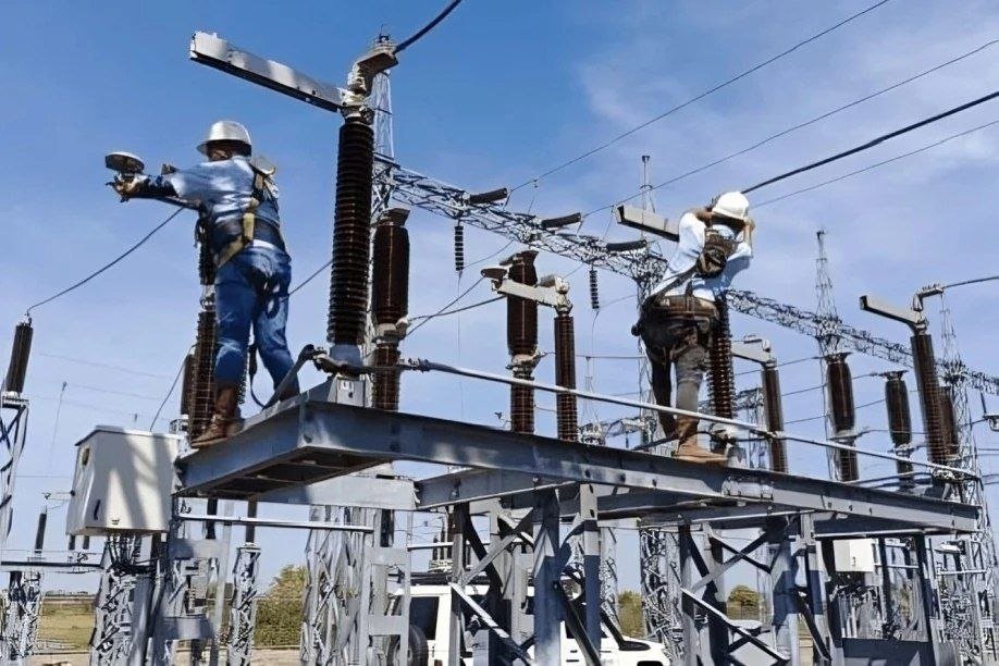 mippci_ven's tweet photo. #NotiMippCI 📰🗞| Sistema Eléctrico Nacional incorpora nuevos megavatios para afianzar la estabilidad del servicio

Lea más ⏩ https://t.co/Jd3ubmn94E https://t.co/xUWVOFokKl