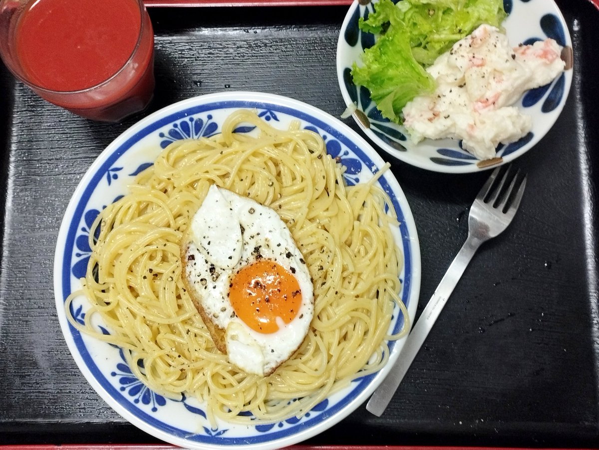 kuuoji's tweet photo. 2026, 9月27日、日曜、夕食、カルボナーラ

カルボナーラ280円、副菜130円、調味料20円、トマトジュース40円

計  470円
ごちそう様でした🙏😋
#おうちご飯
#自炊記録
#食費
#カルボナーラ https://t.co/LyXIB3xfrc