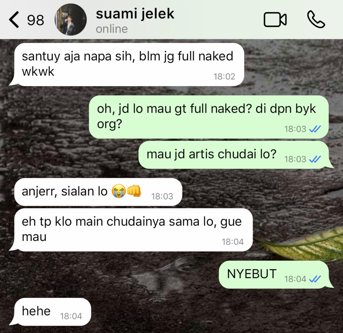 chanbinator's tweet photo. — binaraya cemburu 

chrisbin binchan fewtwts au 🔞
(ft. 2min) 
part of > wymybf https://t.co/jJgeITPdkE