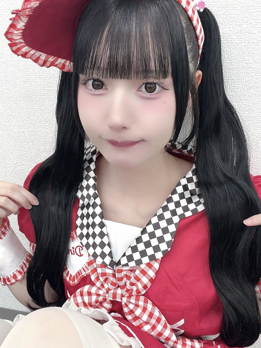 meta_emma1127's tweet photo. ご注文は私でしょうか？ https://t.co/7Huu14ZWD3
