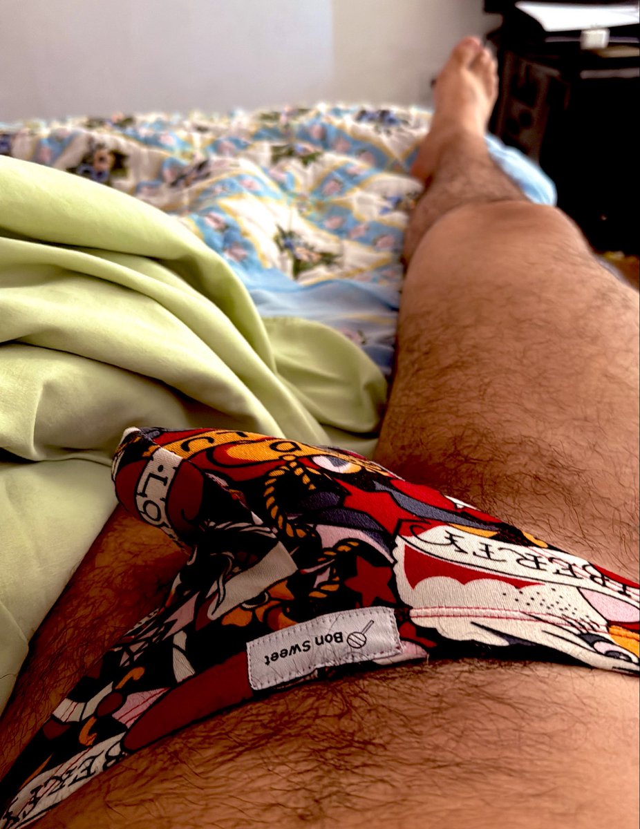 Elleoncito09's tweet photo. Que rico es despertar caliente 🥵 
Quien para el mañanero? 🫣 https://t.co/L2K4sK8oVr