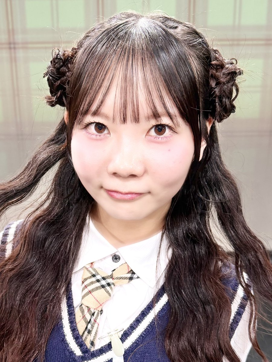 tsubomisukidesu's tweet photo. 今日の夜は待ちに待った放課後ライブでした!②
#ソープロ
#SOONproject
#則包莉々愛 ちゃん https://t.co/KyAgXJyj8p