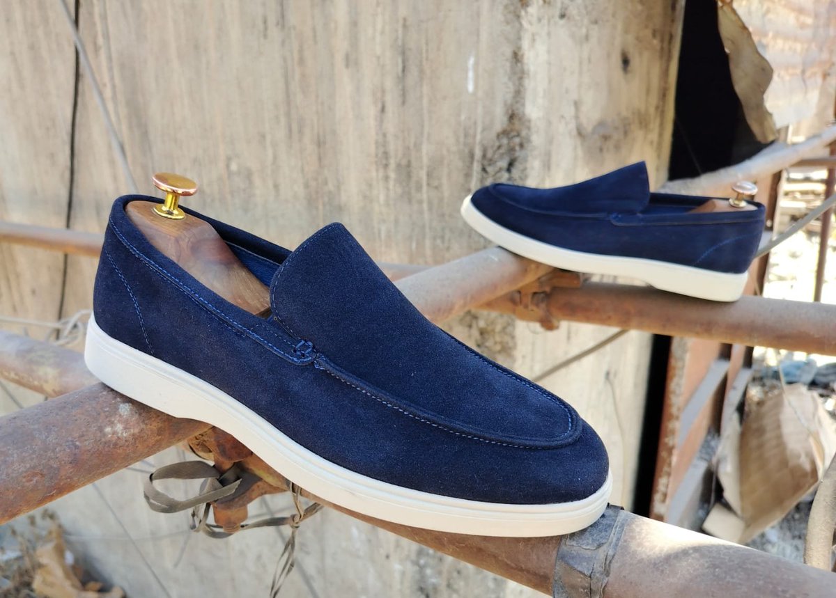 MwacheezyC's tweet photo. Summer Walk Shoes.

Size 40_41_42_43_44_45 

💰Ksh.4200 https://t.co/DW5h0EdaAv